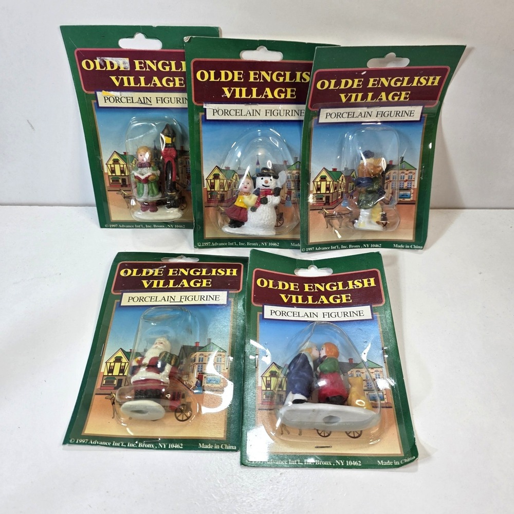 Lot of 5 Vintage Olde English Village Ceramic Christmas Scene Figures NOS